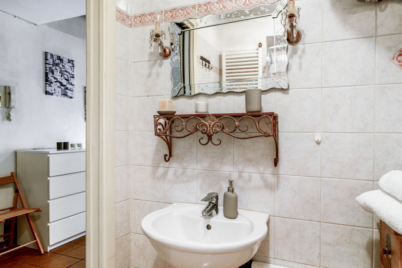 Dusche, Haartrockner, Bidet