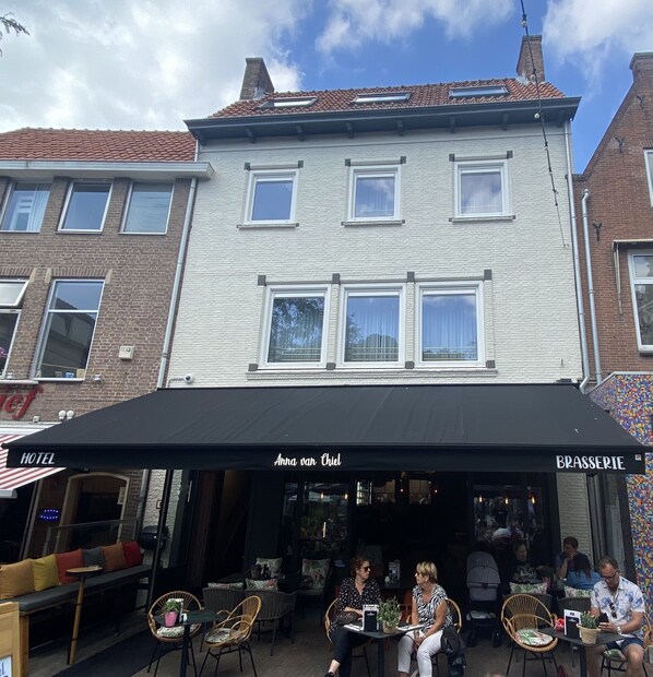 Front of property - Anna van Chiel (Vlissingen)