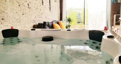 Jacuzzi intérieur privatif illimité au Mont saint-michel