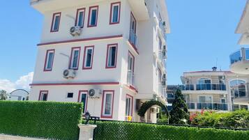 Fachada da propriedade