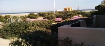 Maison à 50m de la plage.