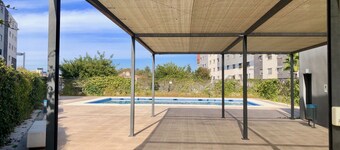 Luminous Apartment 5 minutes from Granada
