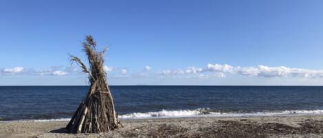 Plage à proximité, chaise longue