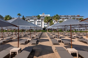 Playa privada, bar en la playa