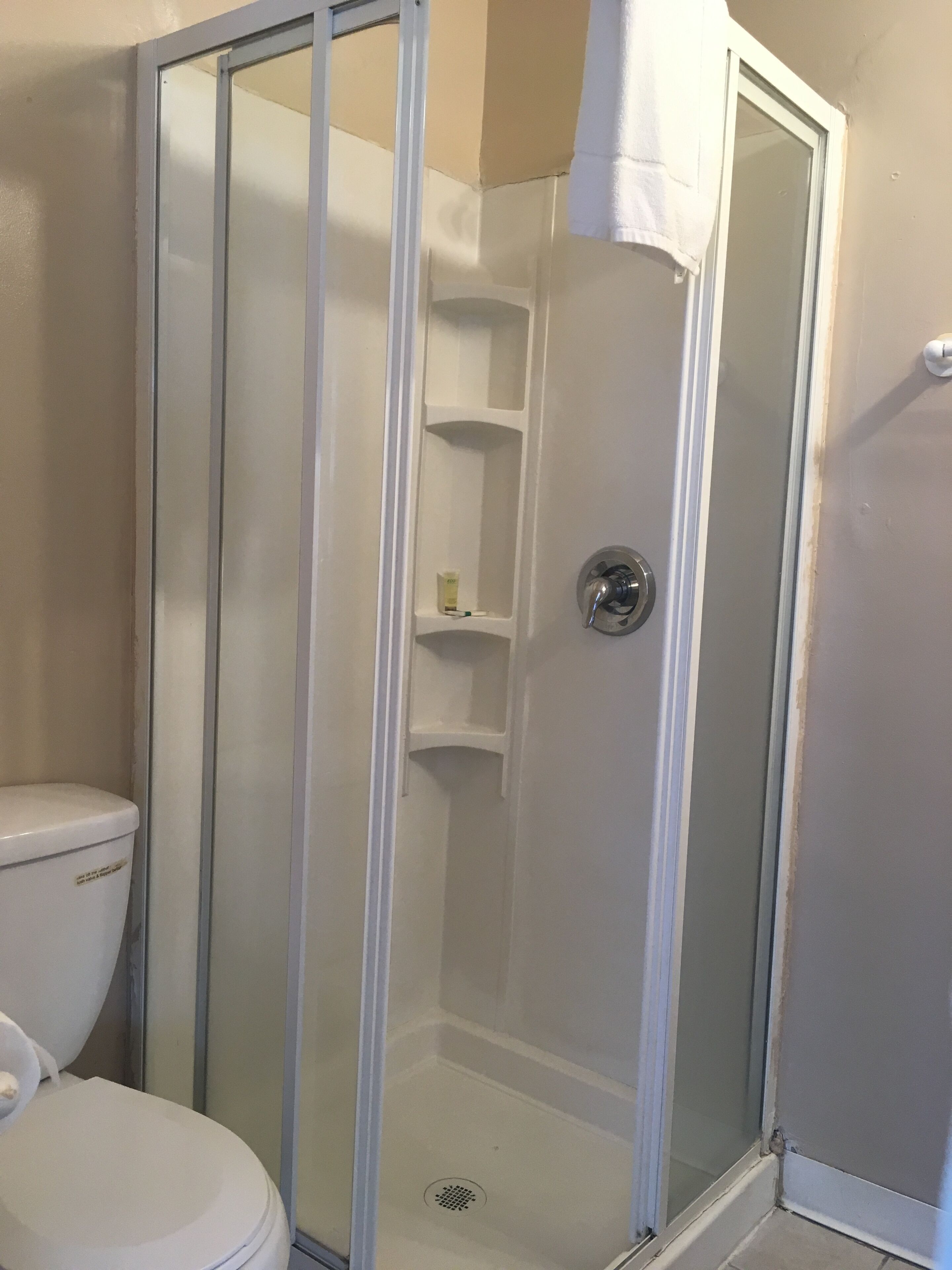 Great Place right on the beach!!