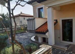 Property grounds - Apartment Villa Teuta 2 close to the sea (Umag)