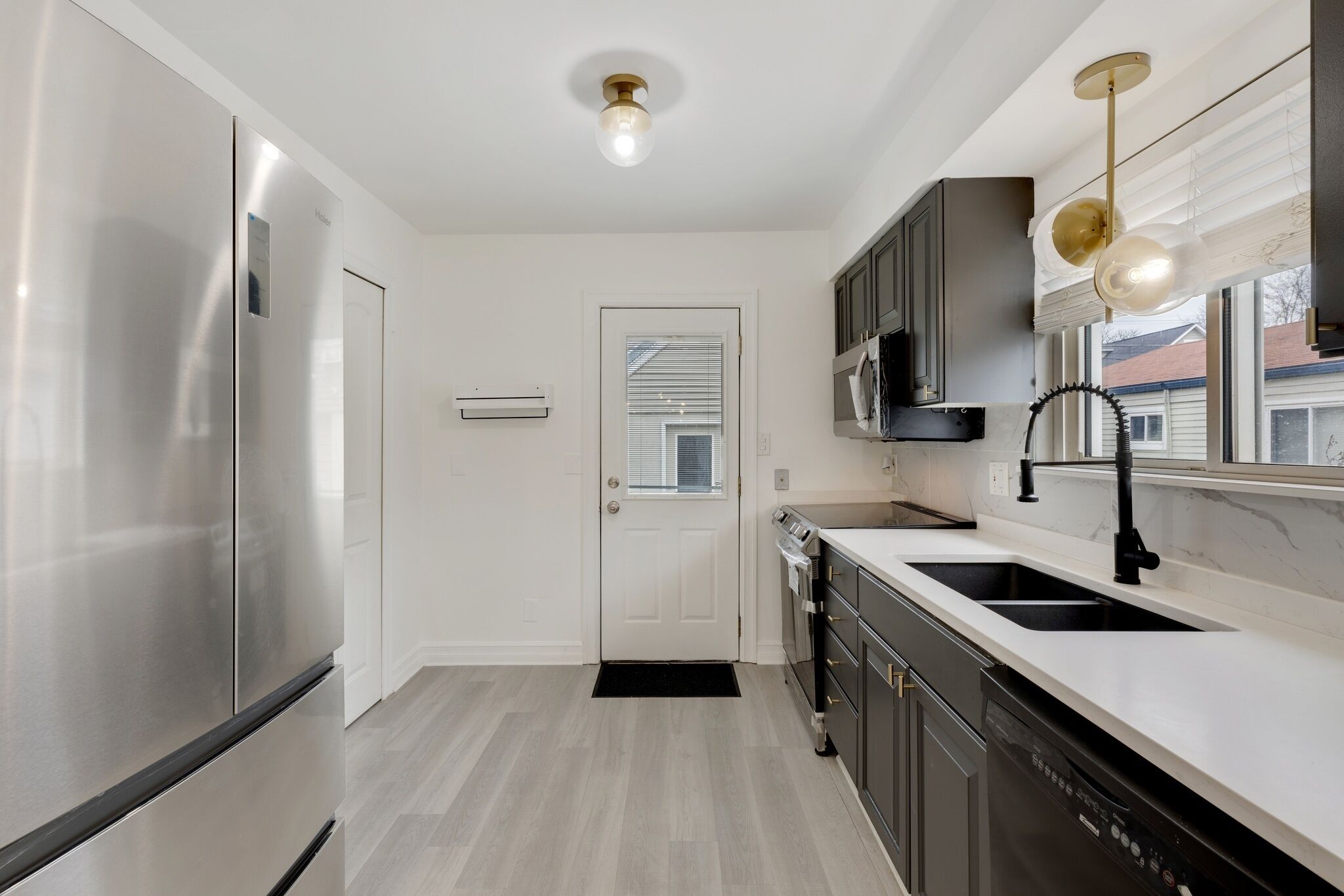  Luxurious 2 bedroom 2 queen bed house 5 minutes from downtown Birmingham