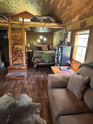 2 makuuhuonetta, vuodevaatteet