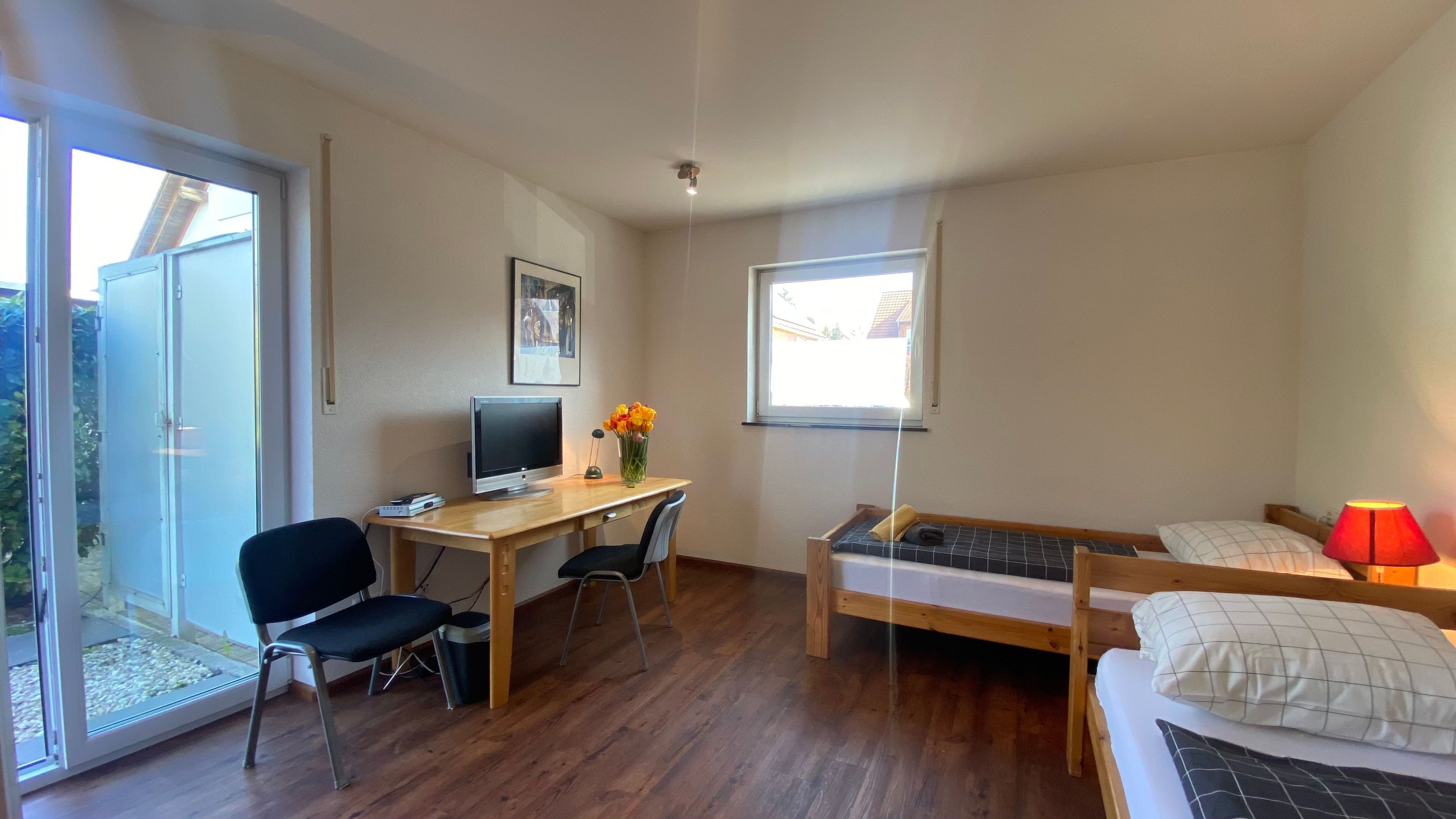 1 Schlafzimmer, Schreibtisch, WLAN, Bettwäsche