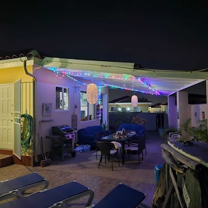 Outdoor dining - Vacation house with pool 1-6 persons (Paradera)