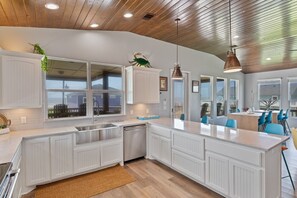 Fridge, microwave, dishwasher, coffee/tea maker - The Neon Moon - 3rd Row Coastal beauty, close to the beach w/ Gulf Views! (Crystal Beach)