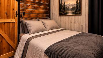 1 bedroom, WiFi (free), bed sheets