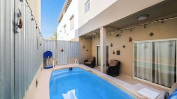 Ulkouima-allas, lämmitetty uima-allas