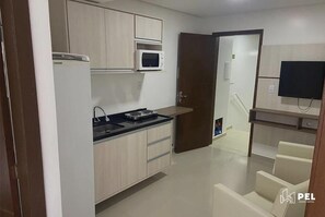 Habitación doble Confort | Área de sala de estar