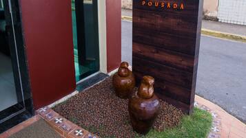 Fachada da propriedade