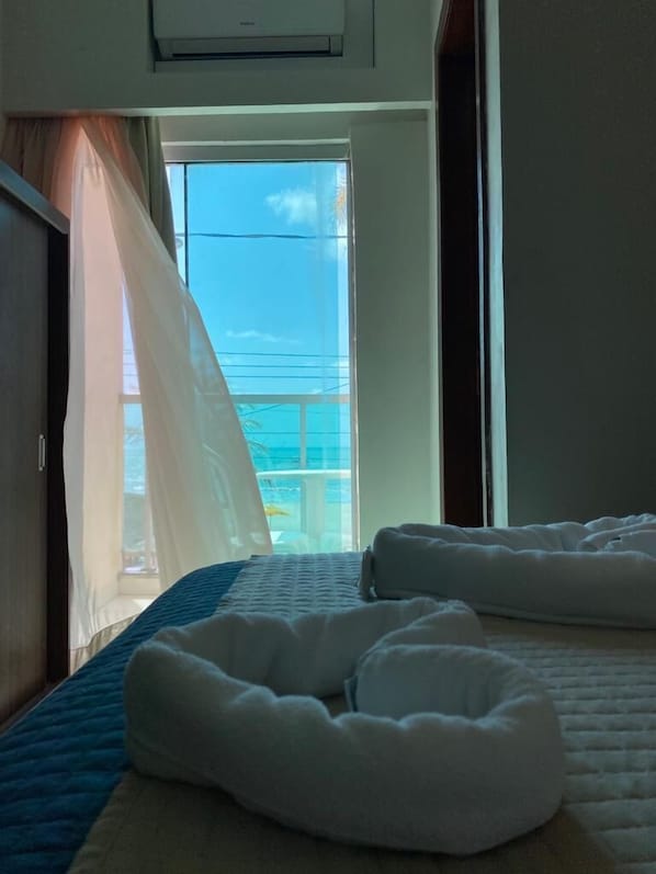 SUITE CASAL VARANDA FRENTE MAR | Escritorio y wifi gratis