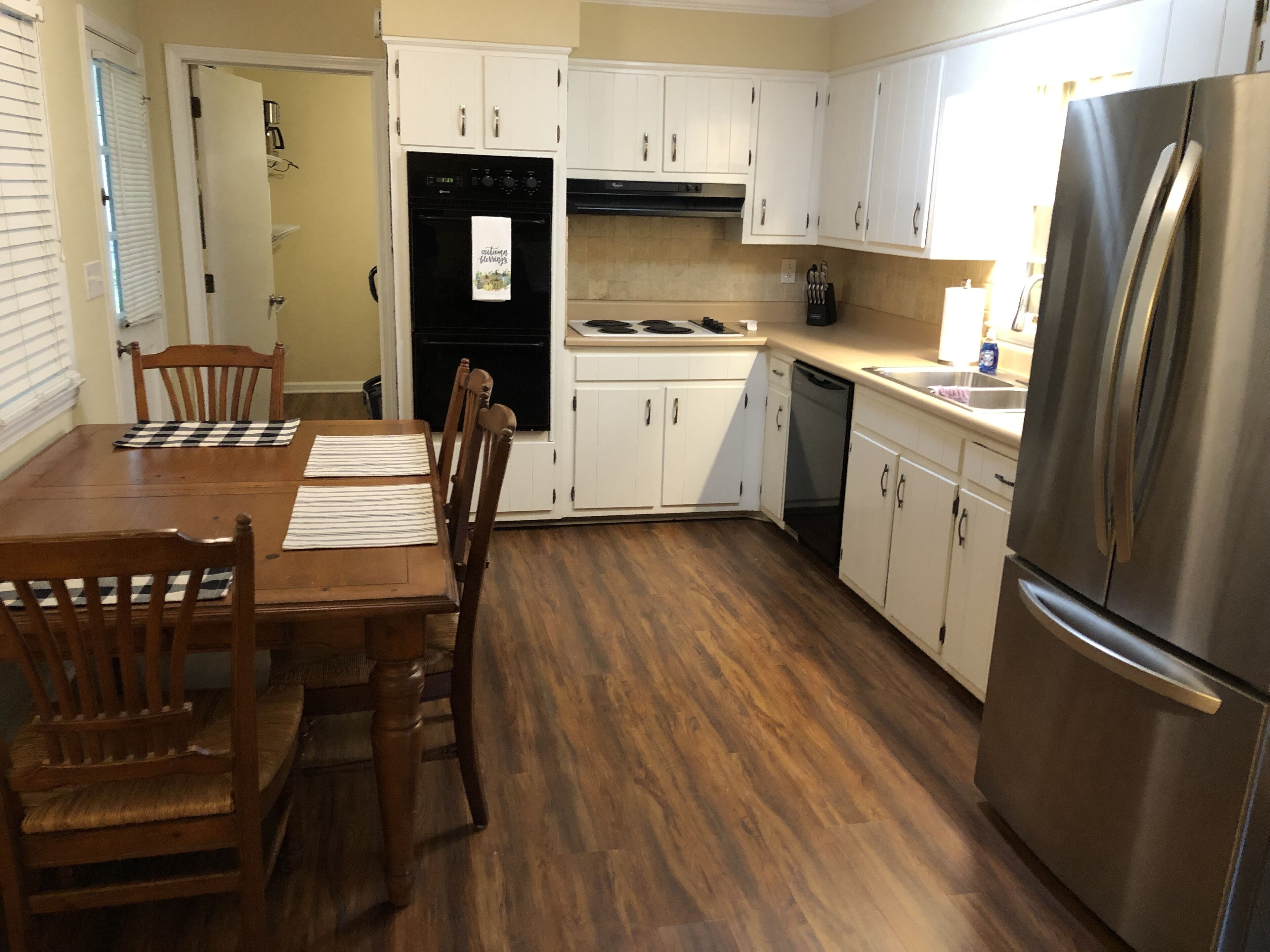 Cozy Home in Great Neighborhood