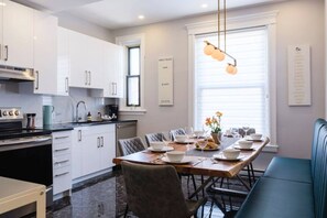 雪櫃、微波爐、焗爐、爐具