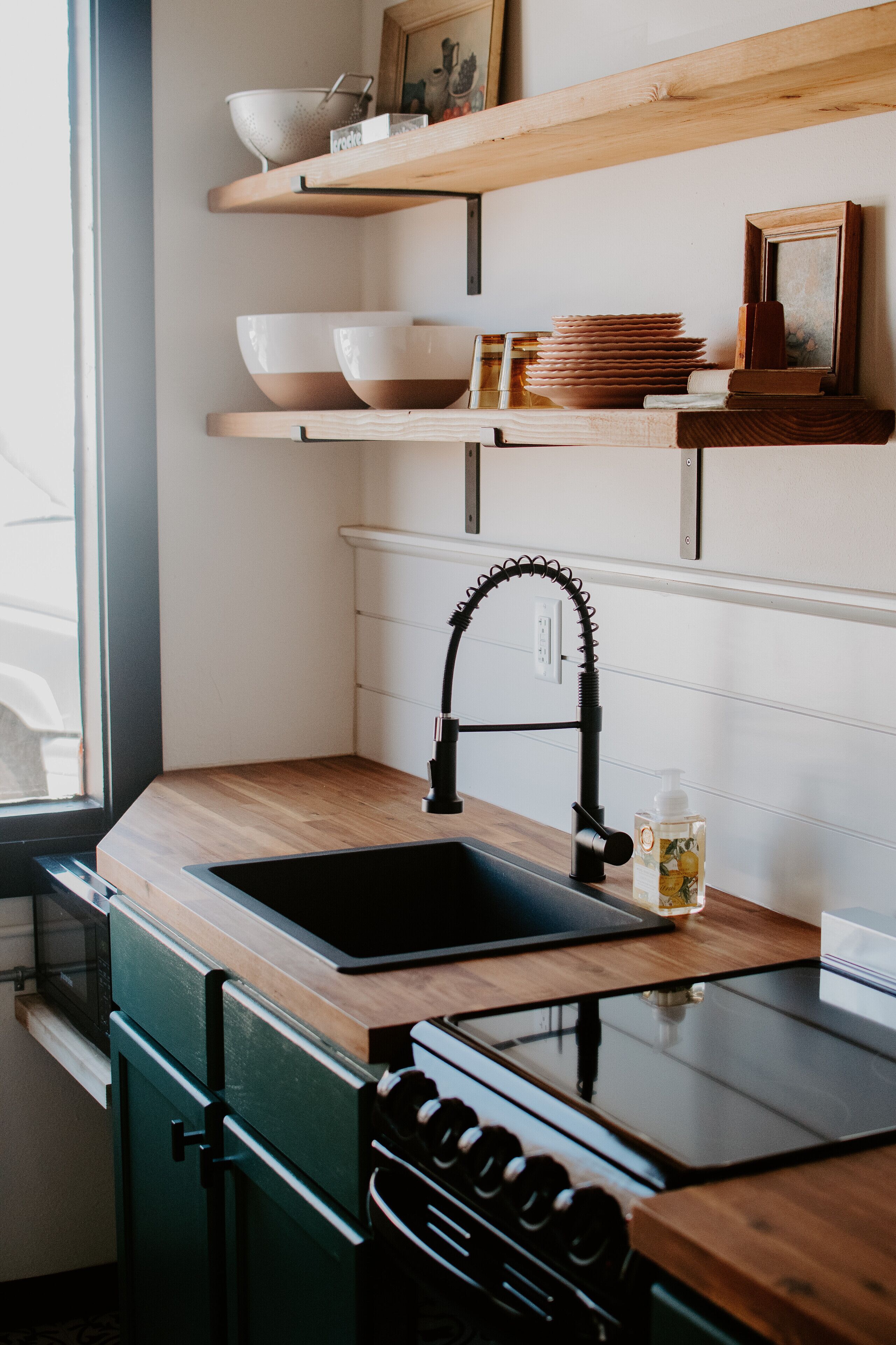 Modern Heirloom Haus: brick + mortar shop turned sweet little haus on Main St