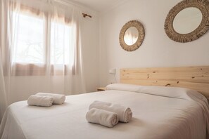 4 Schlafzimmer, Bügeleisen/Bügelbrett, kostenloses WLAN, Bettwäsche