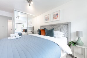 2 bedrooms, iron/ironing board, travel cot, WiFi