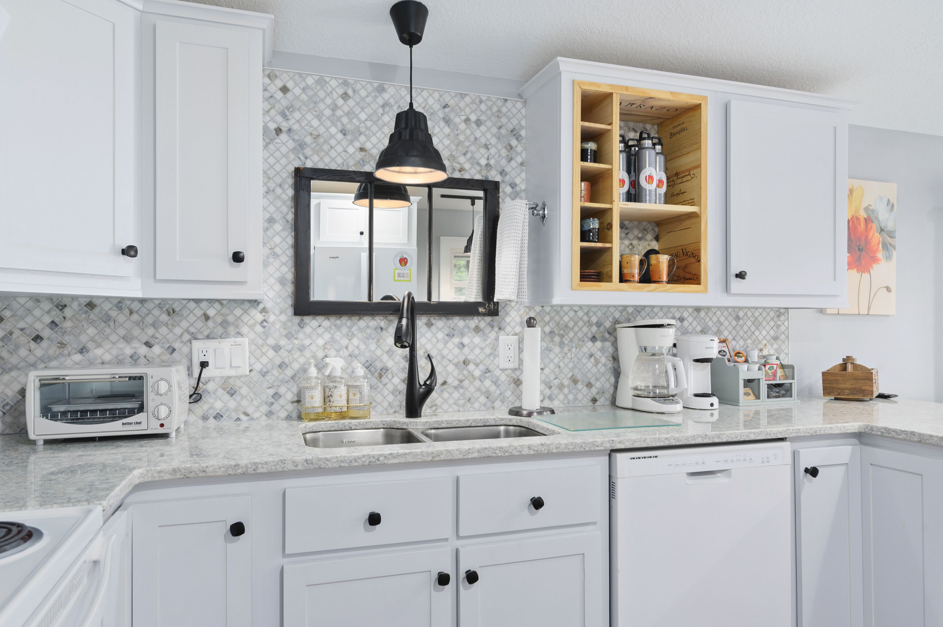 The Funky Fuji @Backyard 🍎 Cottages