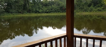 Ranch Style Cypress House with a View and Catch-N-Release Fishing
