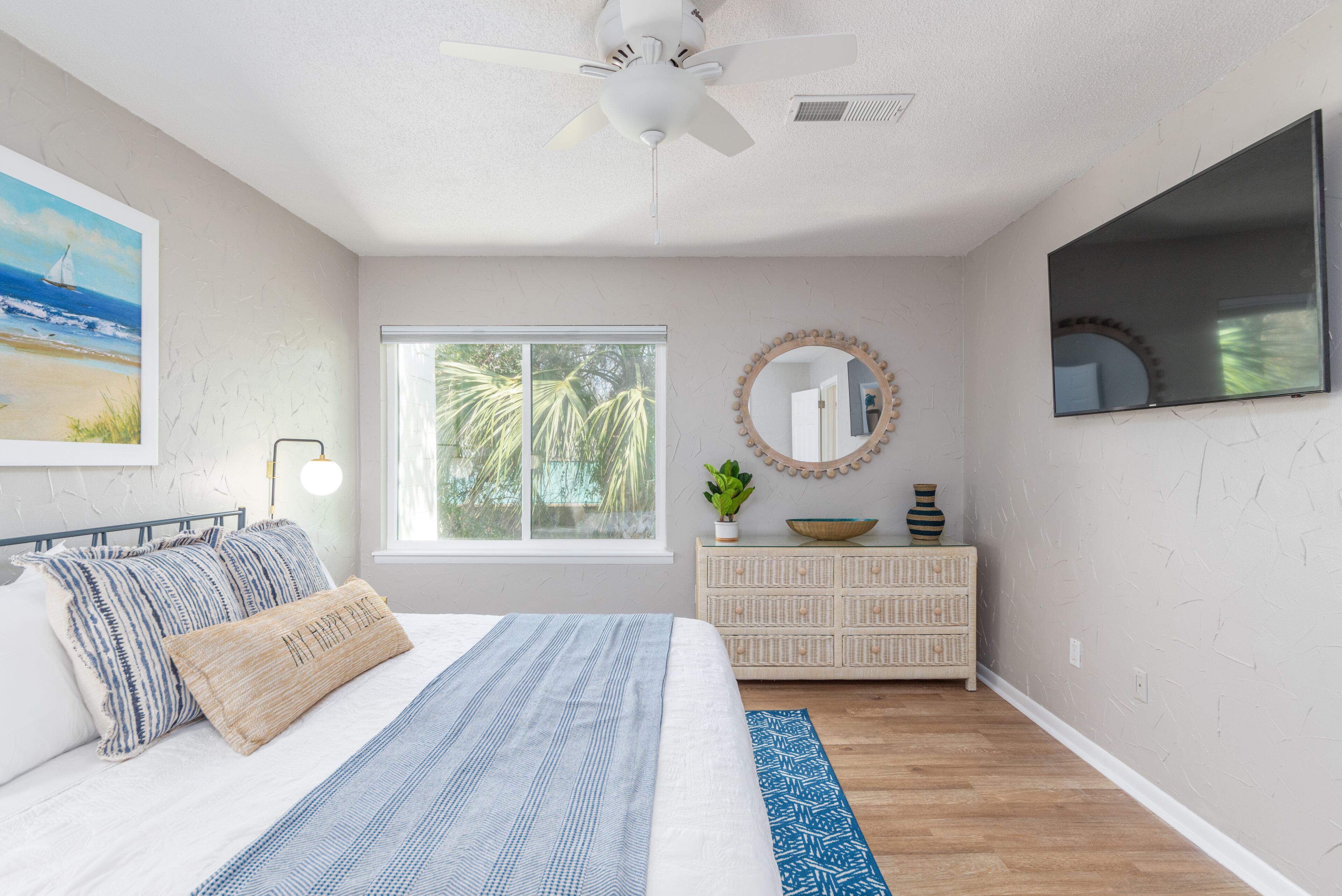 2 chambres, fer et planche à repasser, Wi-Fi gratuit, draps fournis