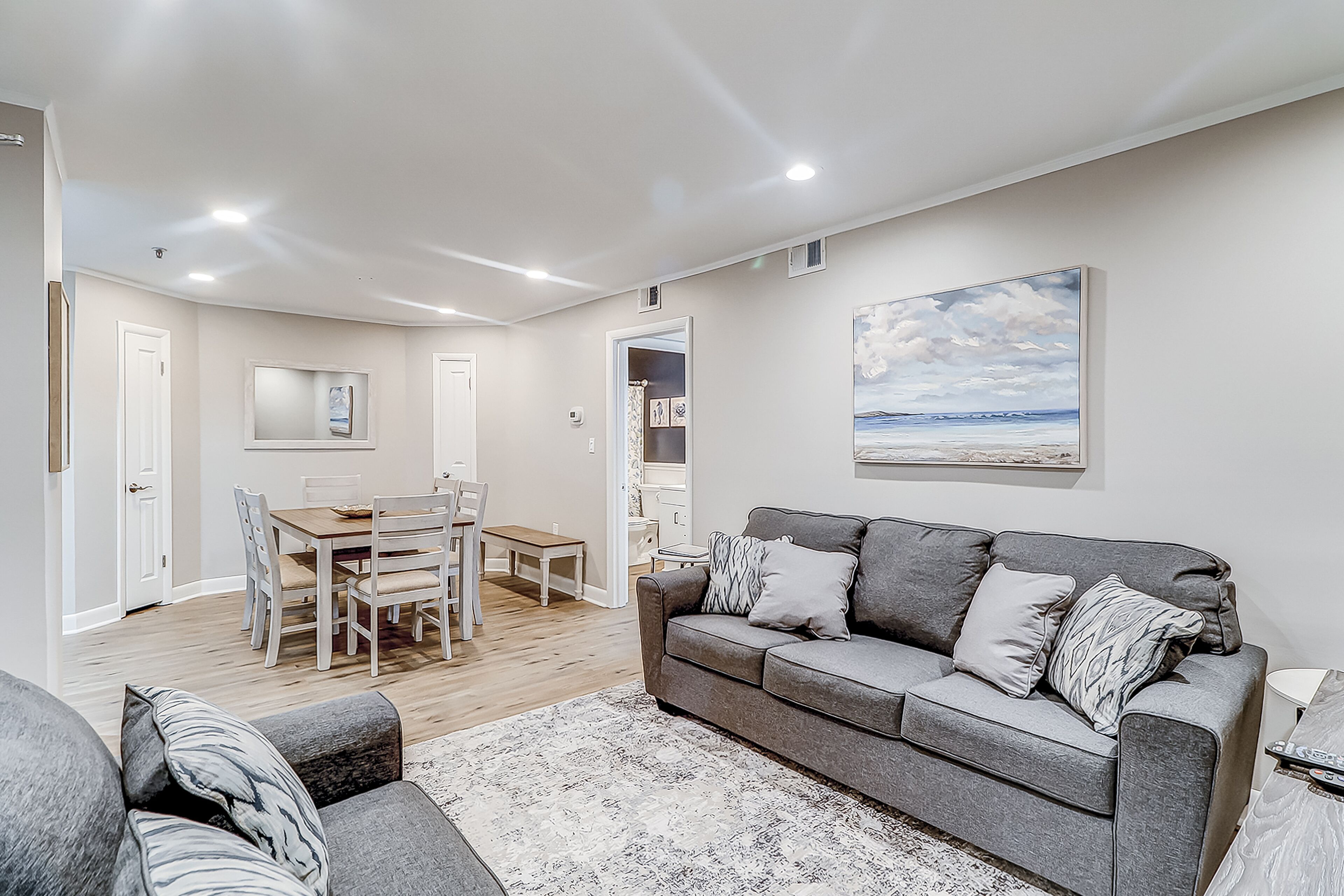 Renovated coastal retreat with 3 pools, hot tub & tennis  - near golf & dining