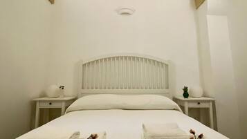 2 chambres, fer et planche Ă repasser, Wi-Fi gratuit, draps fournis