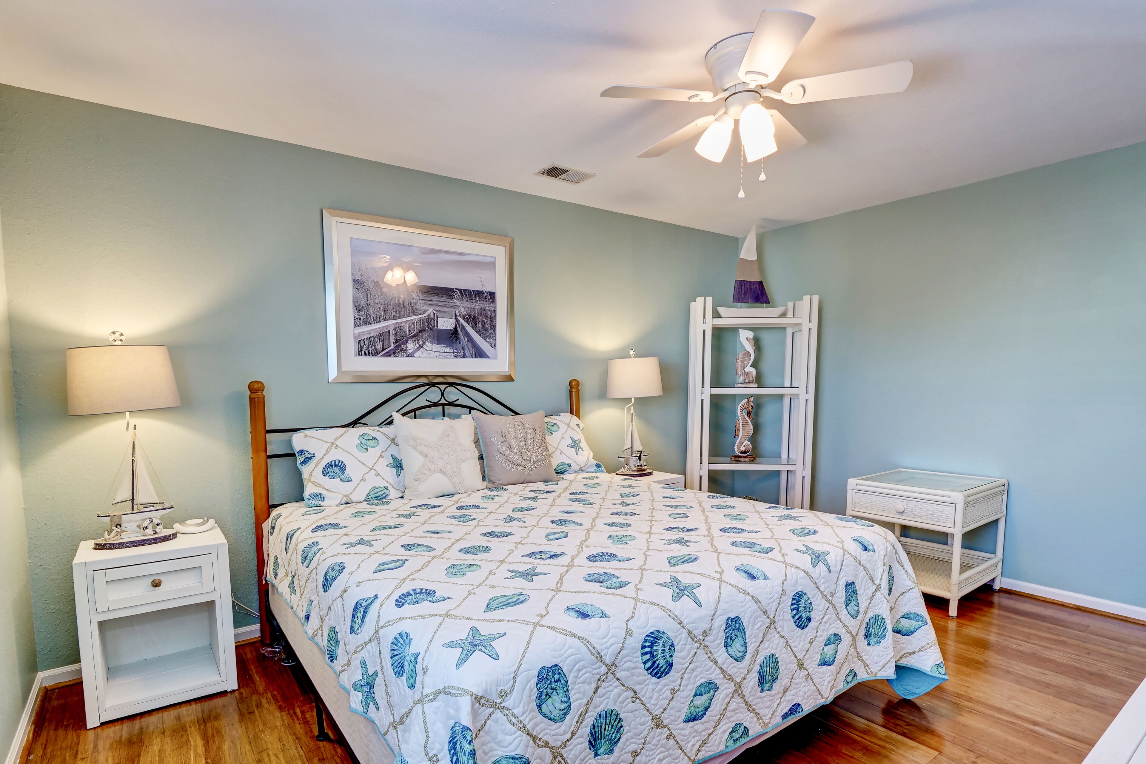 Canal-front haven with fast WiFi, waterfront deck, dock, W/D & central AC