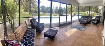 Farmhouse on acreage, Ocala, FL