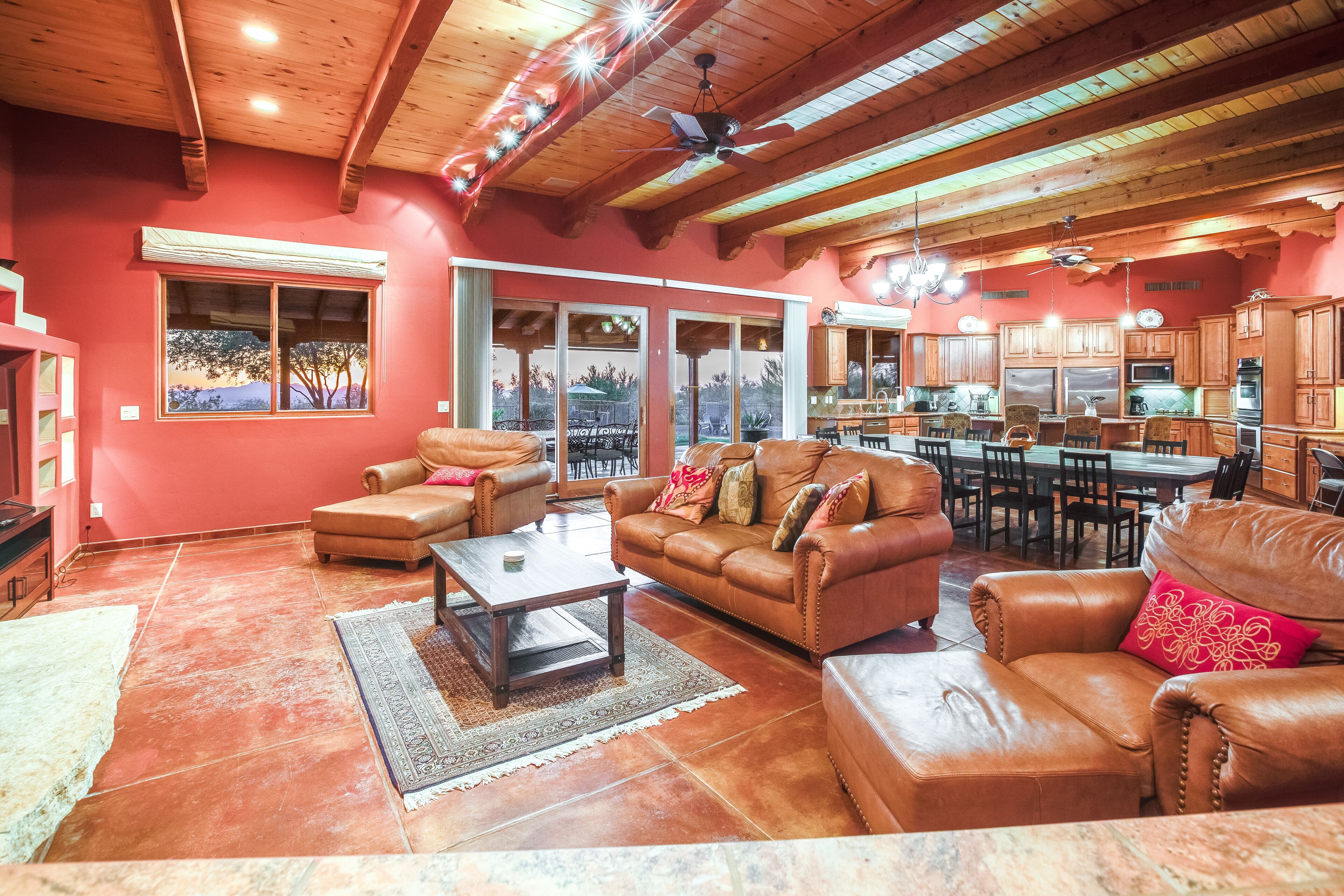 Exquisite ranch home with private pool, hot tub, gourmet kitchen, & patio