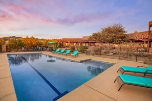 Beheizter Pool