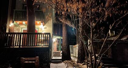Escape to your cozy retreat near Angeles Forest