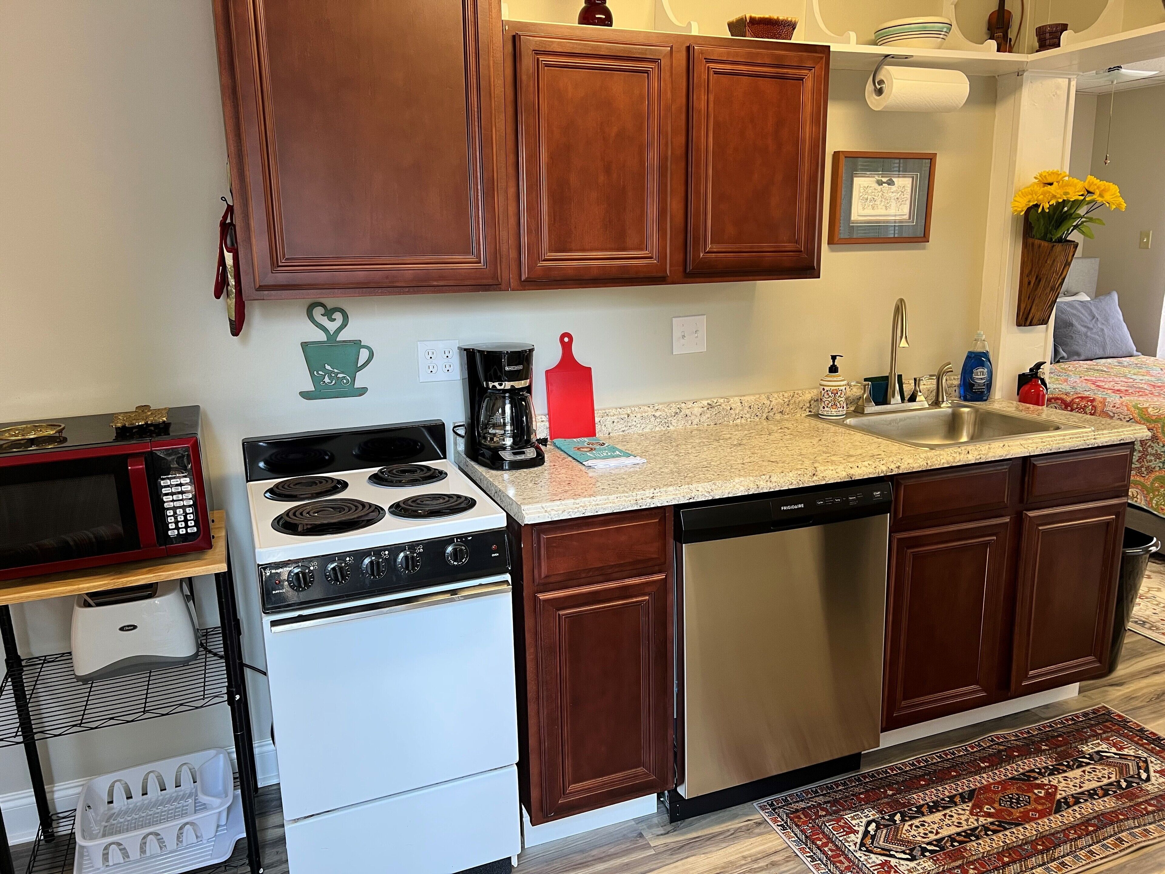 The Vista Studio-Close to Downtown Wake Forest Baptist Hospital