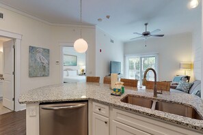 Fridge, microwave, oven, stovetop - One bedroom condo w/ pool in the SSI Village area Unit 2206 (Saint Simons Island)