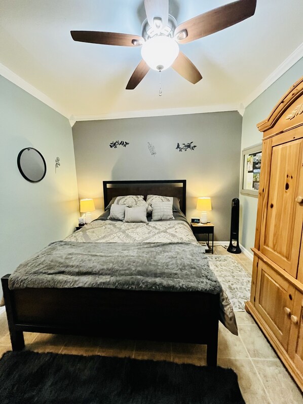 1 bedroom, free WiFi, bed sheets