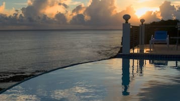 Udendørs pool, opvarmet pool