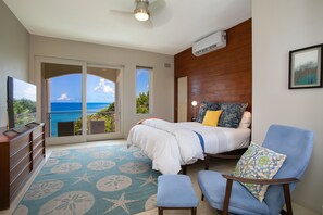 4 habitaciones, escritorio y tabla de planchar con plancha 