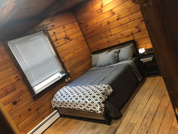 3 slaapkamers, een strijkplank/strijkijzer, reisbedje, gratis wifi