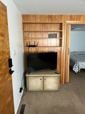 1 chambre, bureau, Wi-Fi gratuit, draps fournis