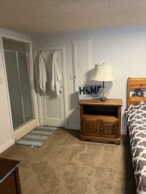 1 chambre, bureau, Wi-Fi gratuit, draps fournis