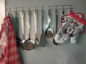 1 bedroom, desk, iron/ironing board, free WiFi - Furnished apartment in Olembé (Yaoundé)