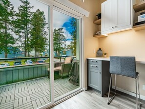 Interior - JL 310: Beauty at the beach, so much fun! (Birch Bay)