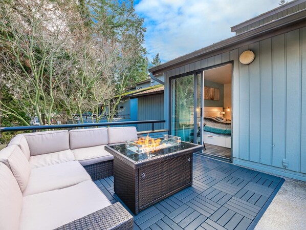 Terrace/patio - JL 310: Beauty at the beach, so much fun! (Birch Bay)