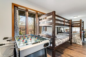 Game room - Three-level townhome with WiFi, gas fireplace, foosball, & mountain-view decks (Sugar Mountain)