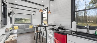 Trifecta is 2 mins to Lake Conroe! Heated Pool, Stocked Ponds, Cute Pygmy Goats