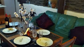 Panoramic Apartment | Living area | TV, fireplace