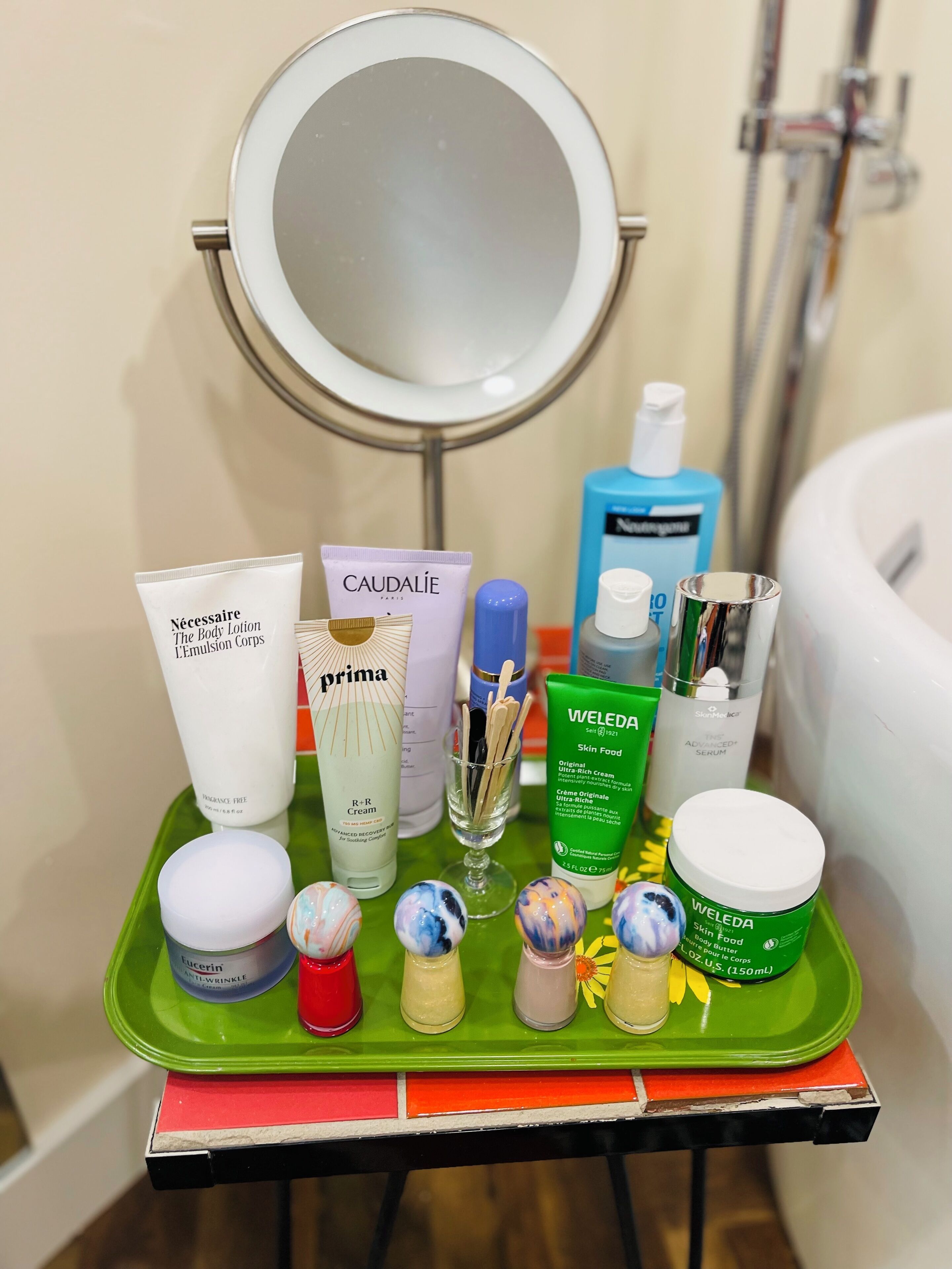 Bathroom amenities